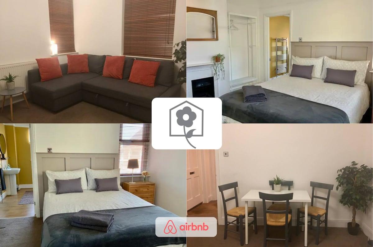 Sunny 3 bedroom Character House