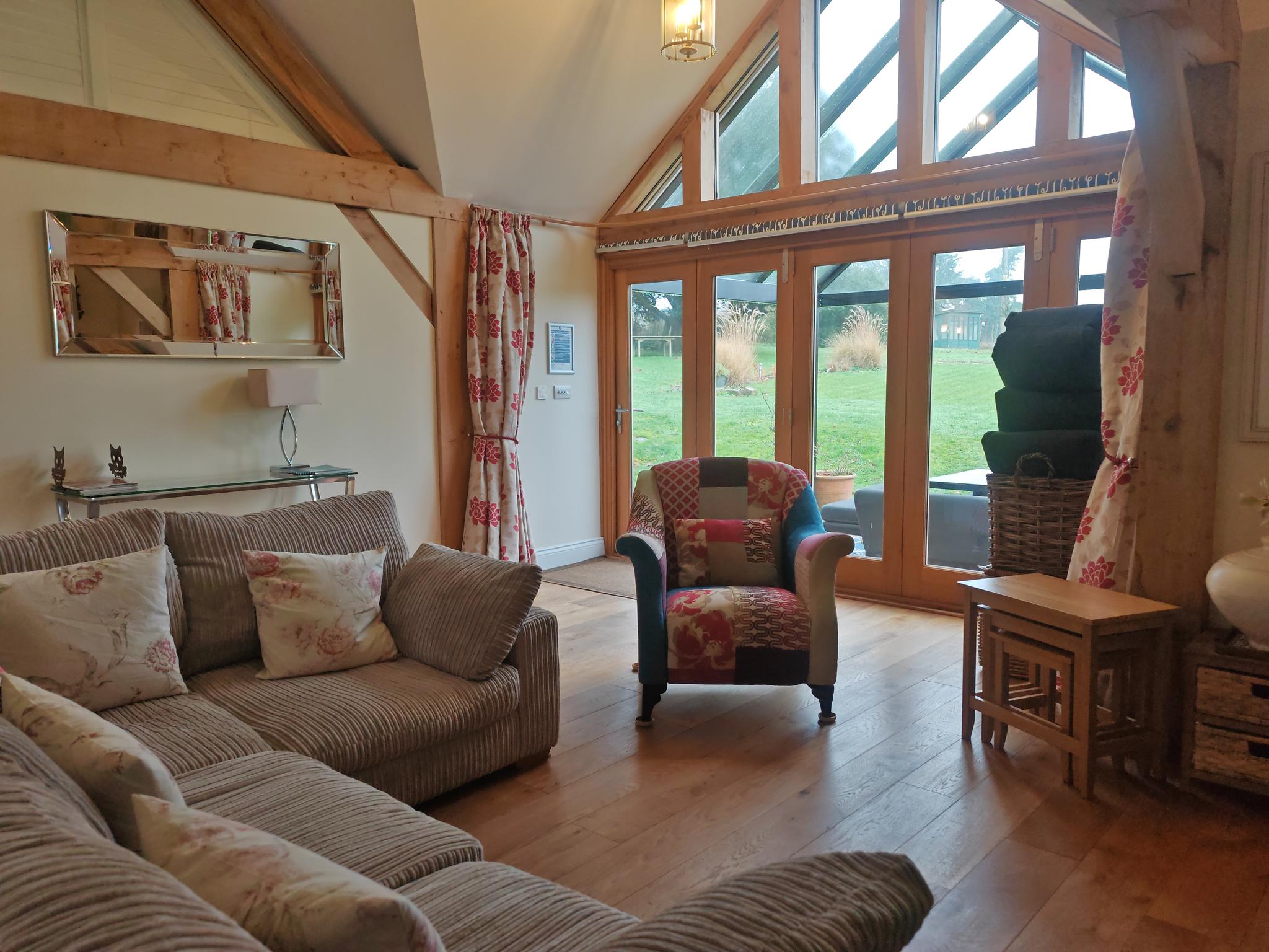 AwayOnBusiness | Riverside: The Lodge Winchester5